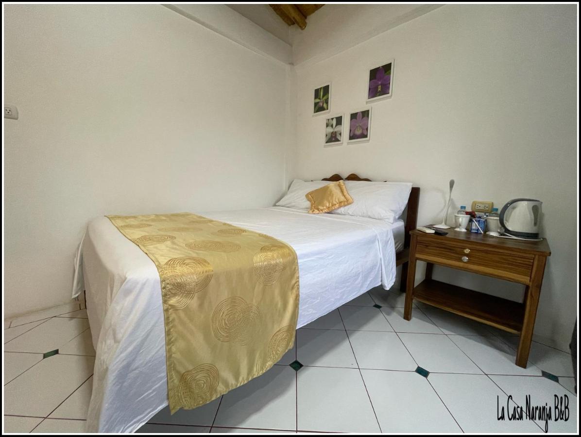 La Casa Naranja Bed And Breakfast Olón Εξωτερικό φωτογραφία