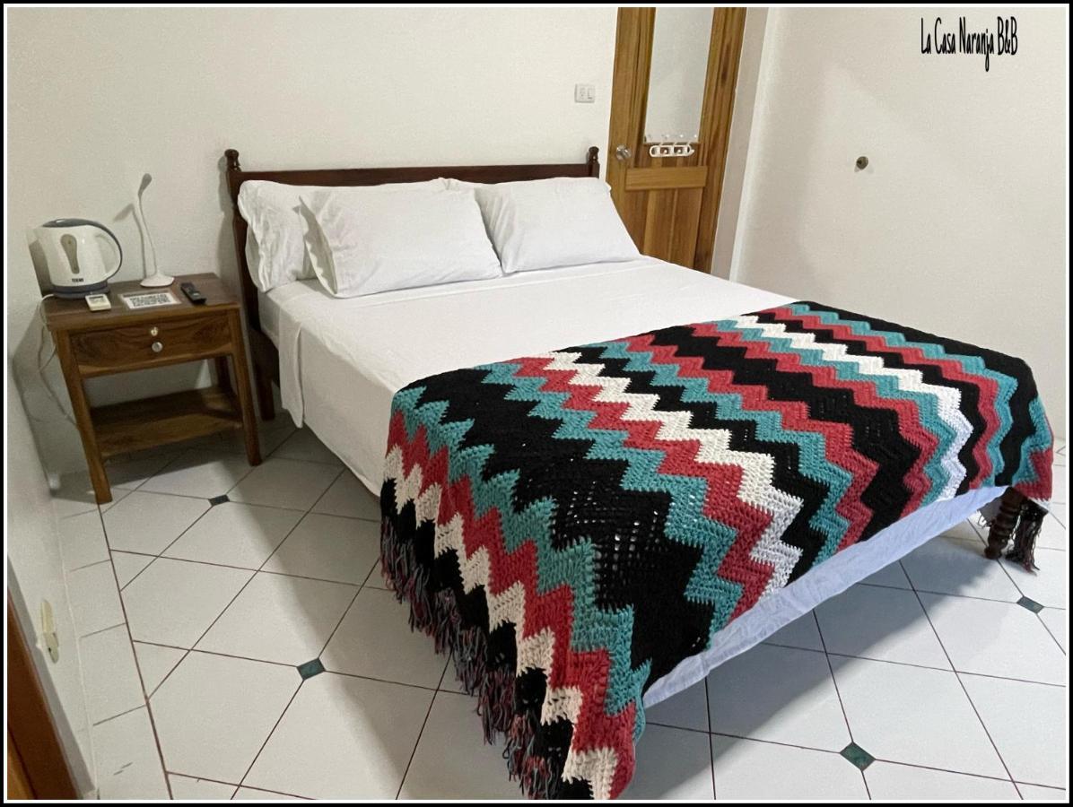 La Casa Naranja Bed And Breakfast Olón Εξωτερικό φωτογραφία
