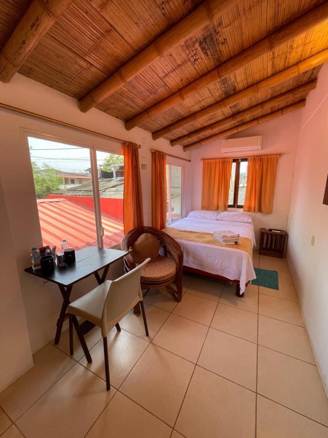La Casa Naranja Bed And Breakfast Olón Εξωτερικό φωτογραφία