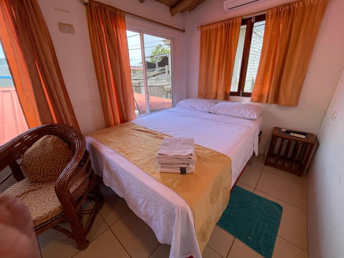La Casa Naranja Bed And Breakfast Olón Εξωτερικό φωτογραφία